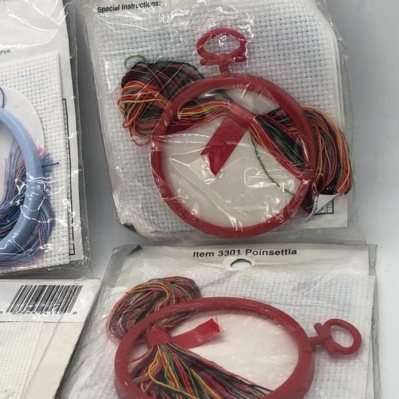 Bundle of 7 CHRISTMAS Cross-Stitch Holiday Poinsettia Dolphin & Santa Kits - Picture 9 of 17